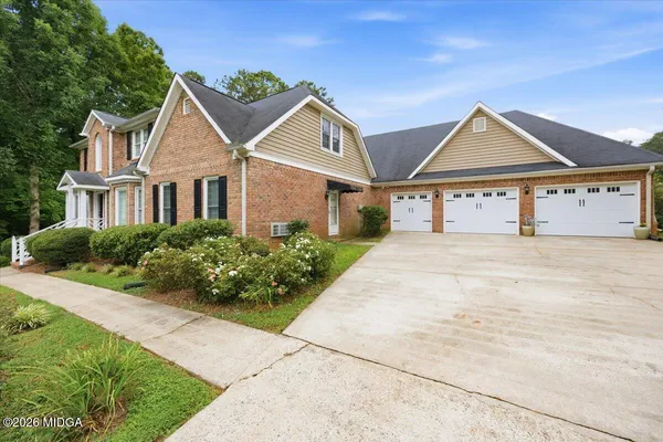 $479,900 | 220 Hunter's Hill Court, Macon, GA 31210