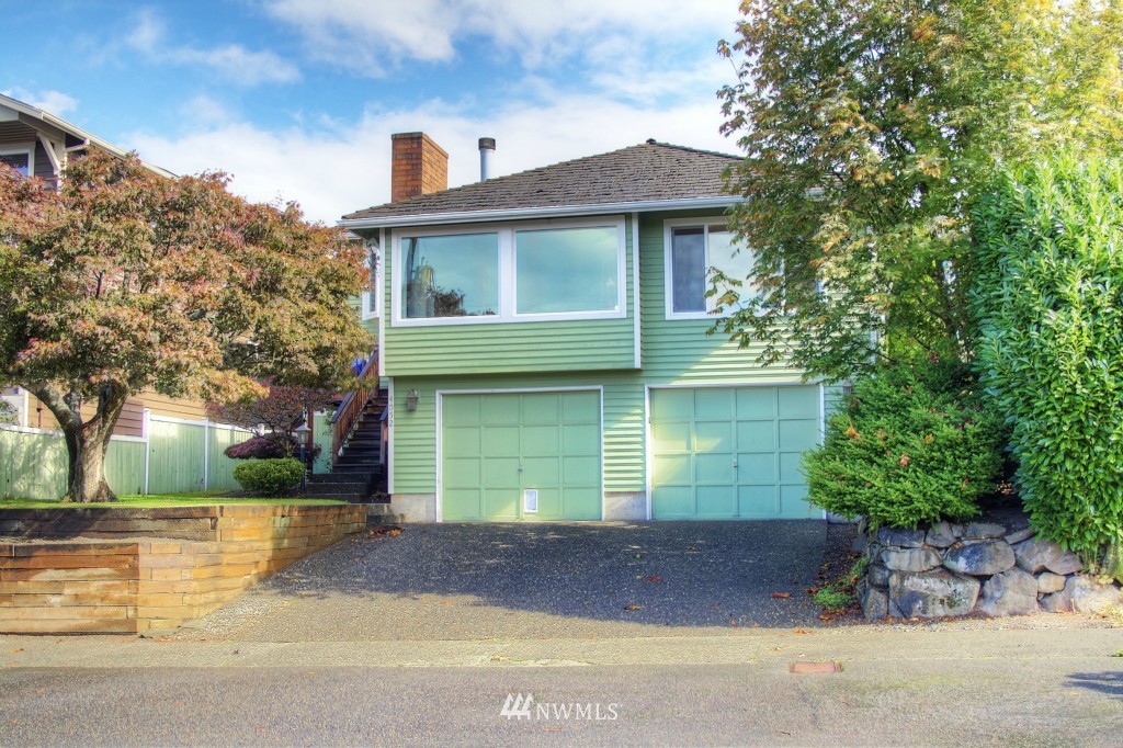 4052 56th Avenue Southwest Seattle, WA 98116 - Photo 1 of 1