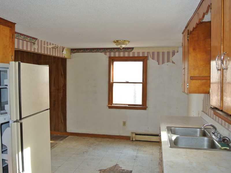 87 Rabbit Valley Road Oxford, ME 04270 - Photo 4 of 11 Kitchen.