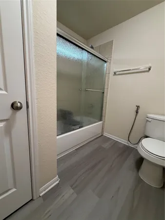 a view of livingroom with hardwood floor