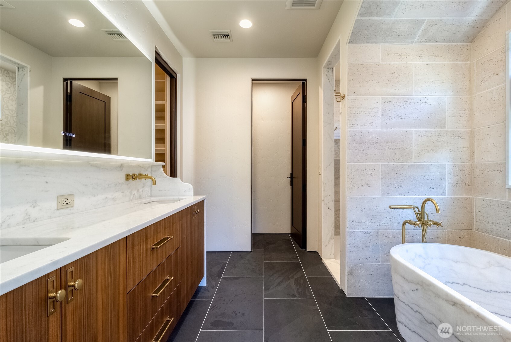 1233 Doc Bar Place Walla Walla, WA 99362 - Photo 18 of 39