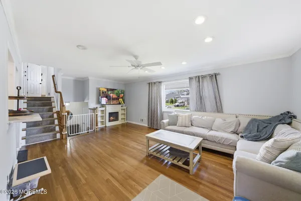 $675,000 | 17 Dublin Lane, Hazlet, NJ 07730