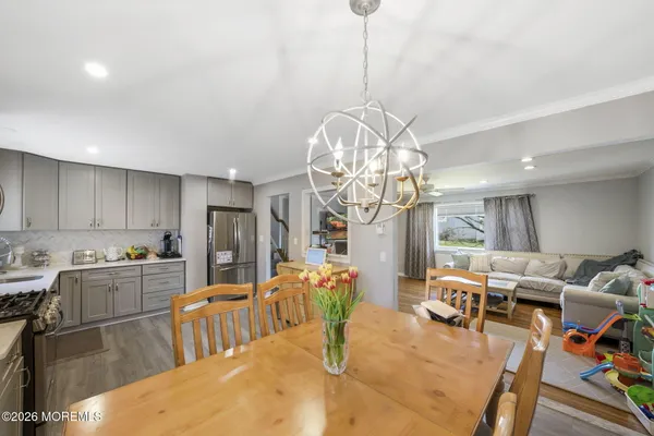 $675,000 | 17 Dublin Lane, Hazlet, NJ 07730