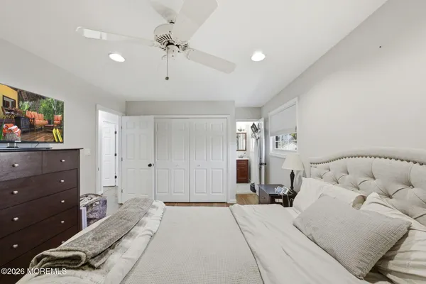 $675,000 | 17 Dublin Lane, Hazlet, NJ 07730