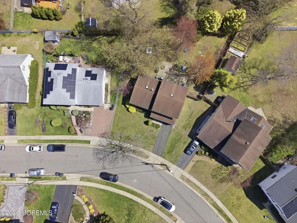 $675,000 | 17 Dublin Lane, Hazlet, NJ 07730