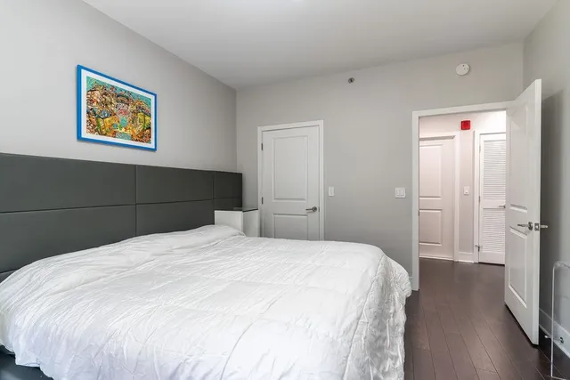 $939,000 | 1100 Maxwell Lane, Unit 238, Hoboken, NJ 07030