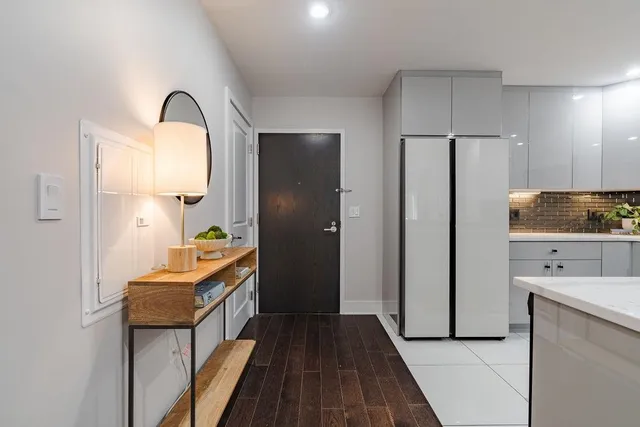 $939,000 | 1100 Maxwell Lane, Unit 238, Hoboken, NJ 07030