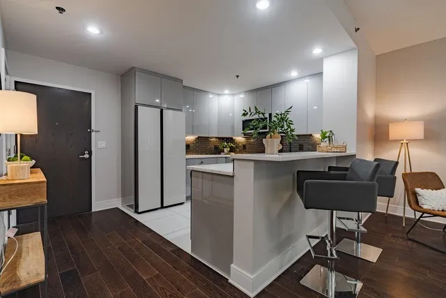 $939,000 | 1100 Maxwell Lane, Unit 238, Hoboken, NJ 07030