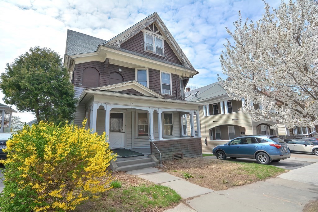 20 Stoneland Road Worcester, MA 01603 - Photo 1 of 33 Gallery Image 1