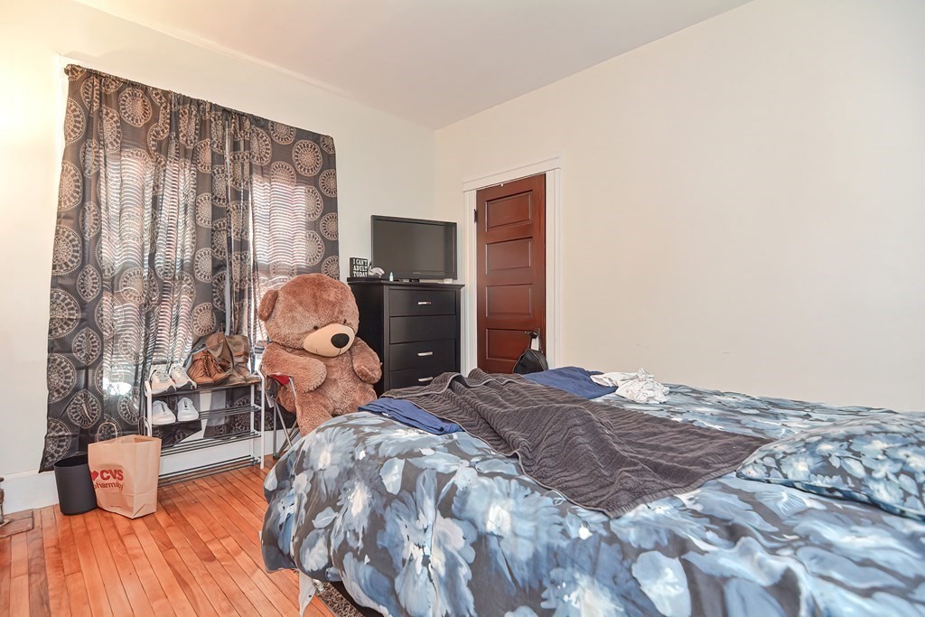 20 Stoneland Road Worcester, MA 01603 - Photo 8 of 33 Gallery Image 8