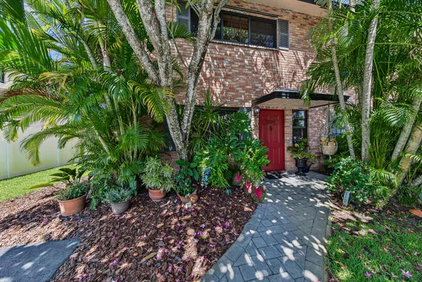 $471,900 | 2130 Northeast 9th Avenue, Wilton Manors, FL 33305