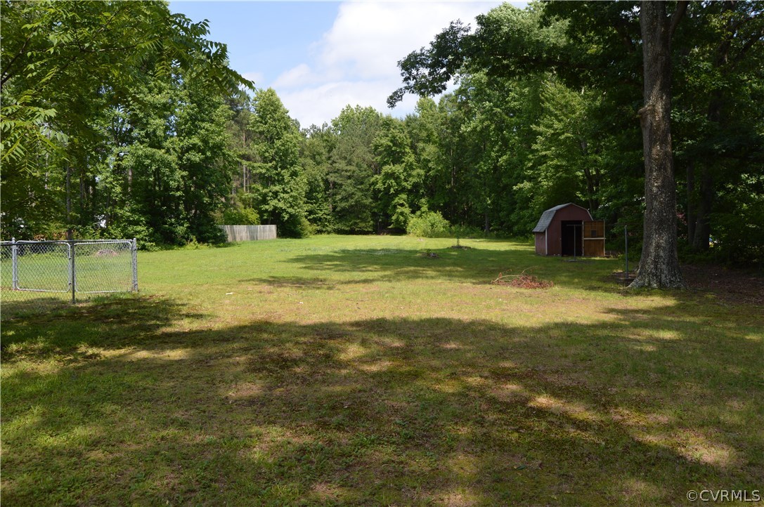 7239 Iron Bridge Road Richmond, VA 23234 - Photo 3 of 17