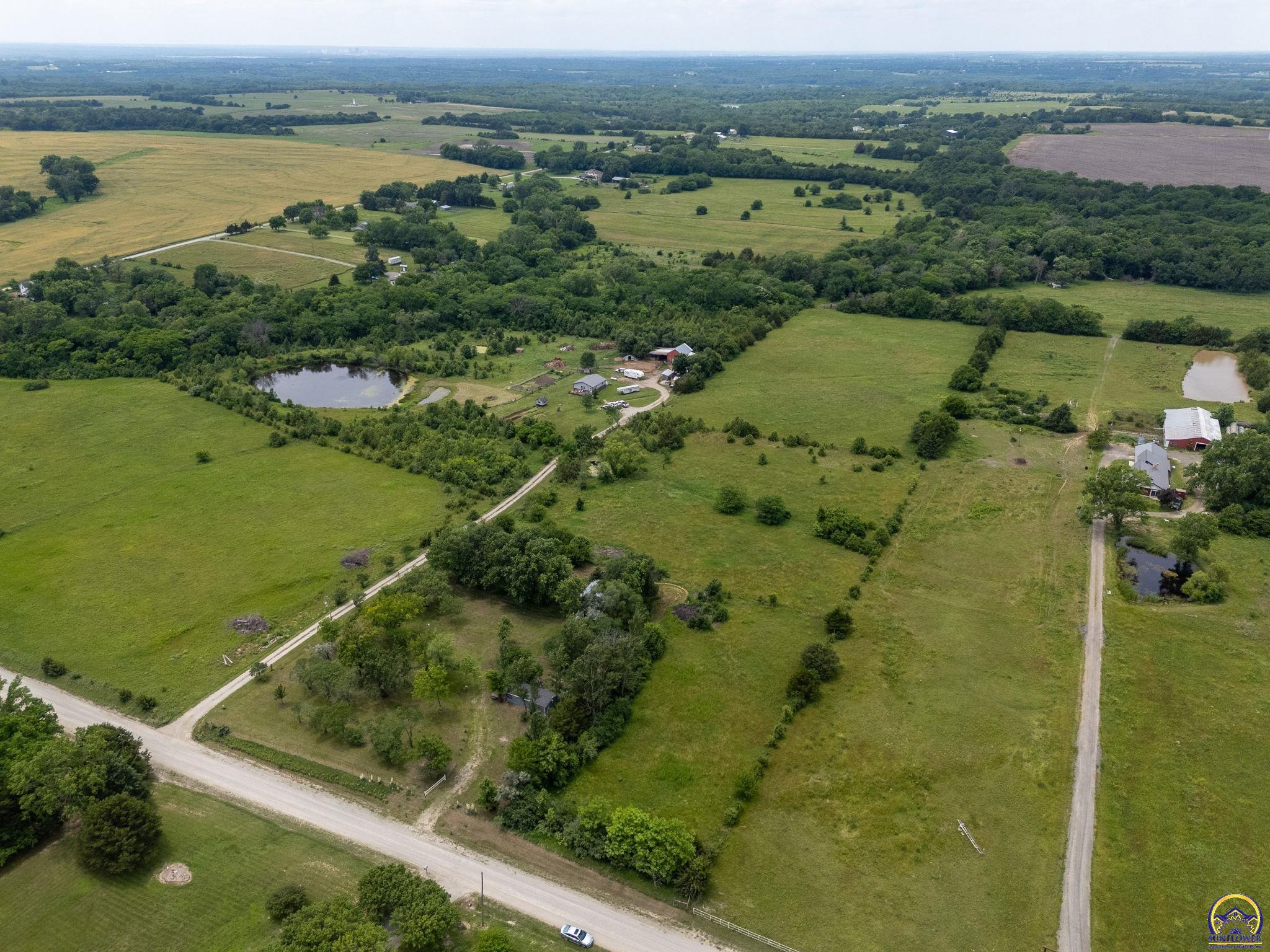 5631 Clark Road Meriden, KS 66512 - Photo 3 of 34
