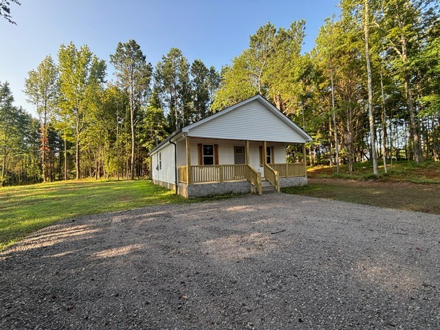 3131 Oak Grove Road Goodspring, TN 38460 - Photo 1 of 19 Gallery Image 1