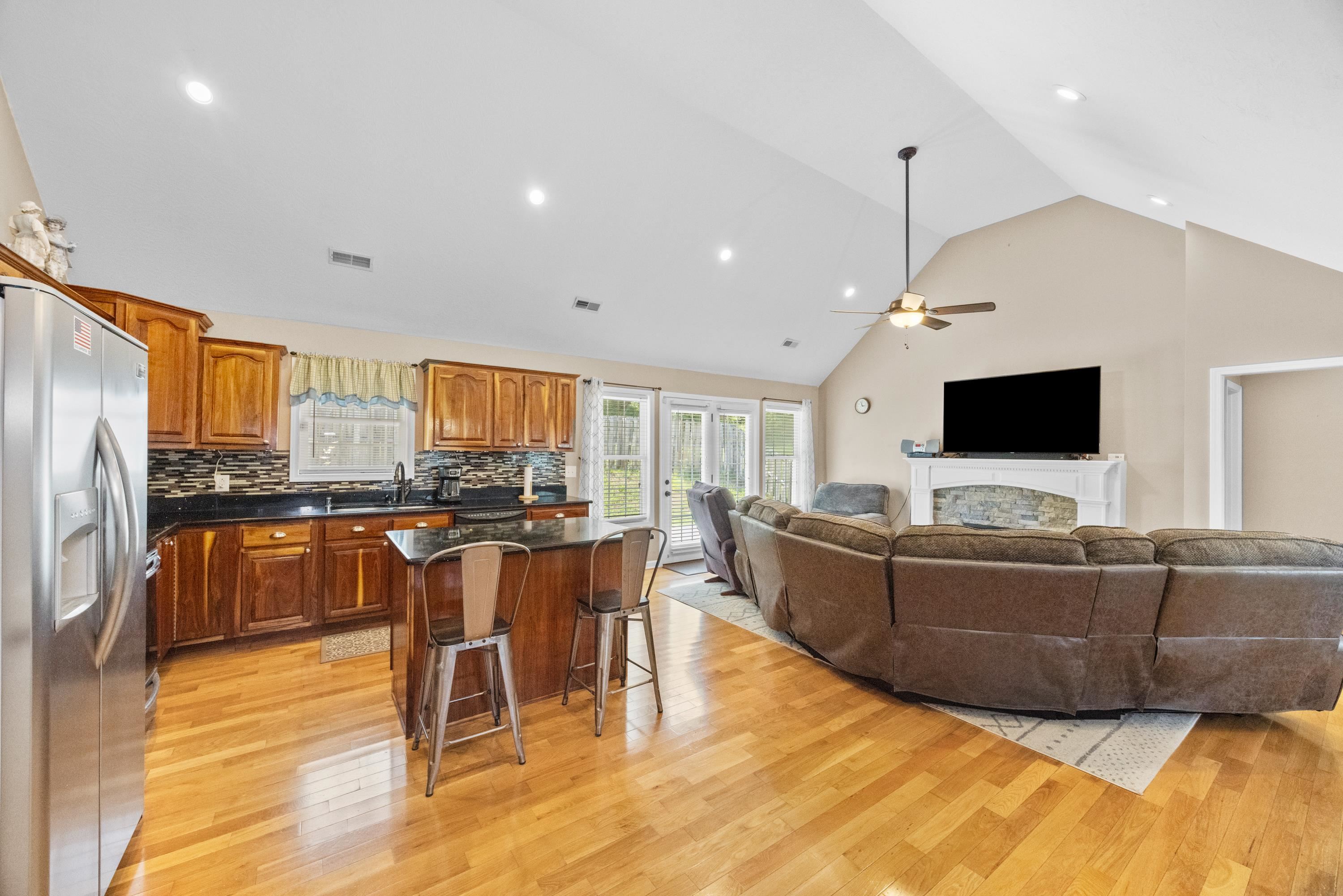 7844 Tucker Road Ashland, KY 41102 - Photo 7 of 44 Gallery Image 7