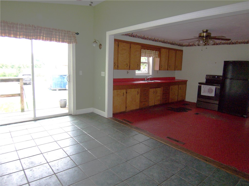 934 County Road 7 Manchester, NY 14432 - Photo 16 of 26 Dining area off the kitchen