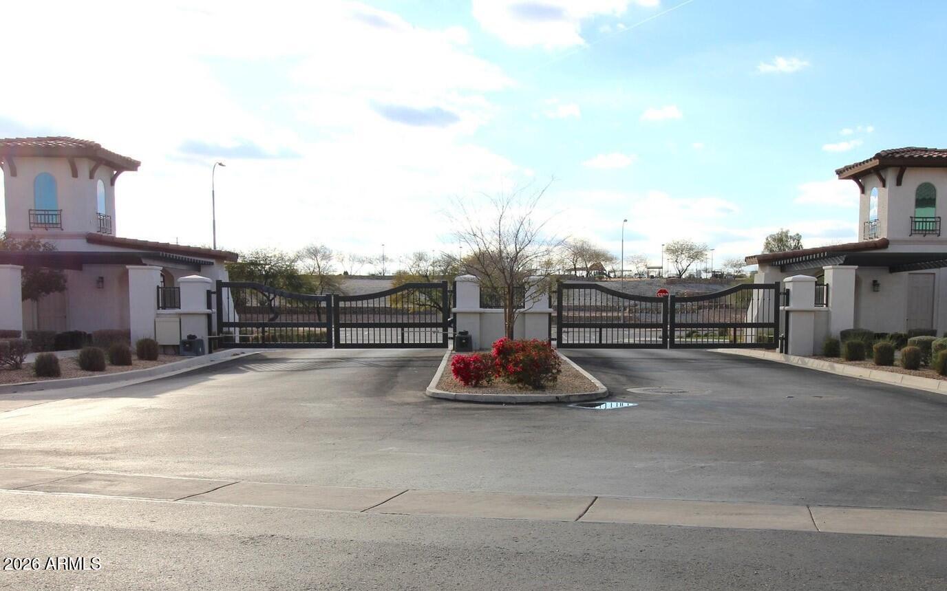 3855 South McQueen Road, Unit 63 Chandler, AZ 85286 - Photo 16 of 24 gate