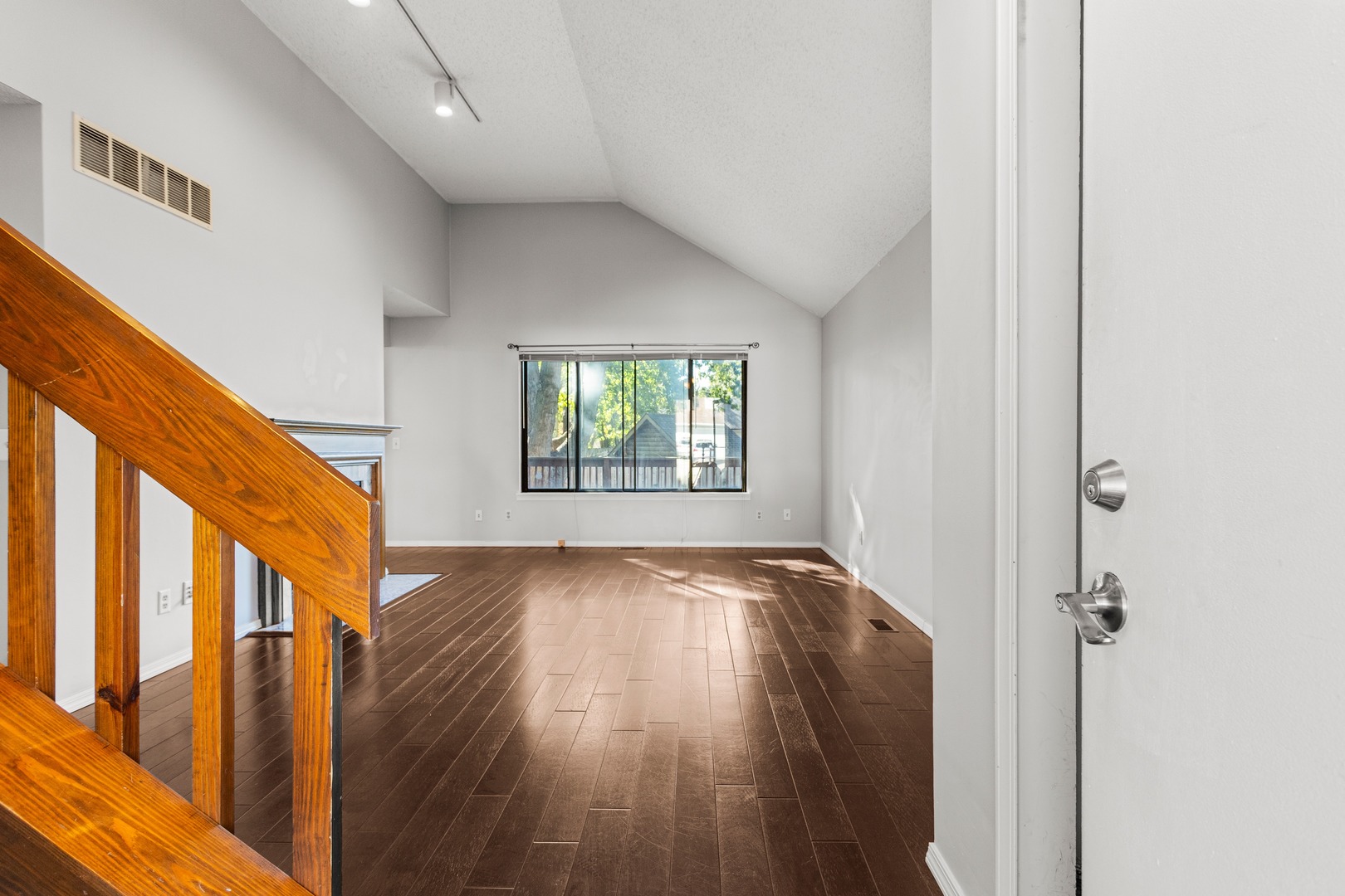 726 Higgins Road Champaign, IL 61822 - Photo 6 of 24 Gallery Image 6