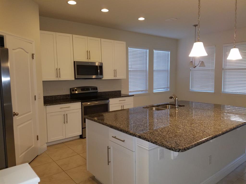 14638 Trapper Road Orlando, FL 32837 - Photo 4 of 23 Gallery Image 4