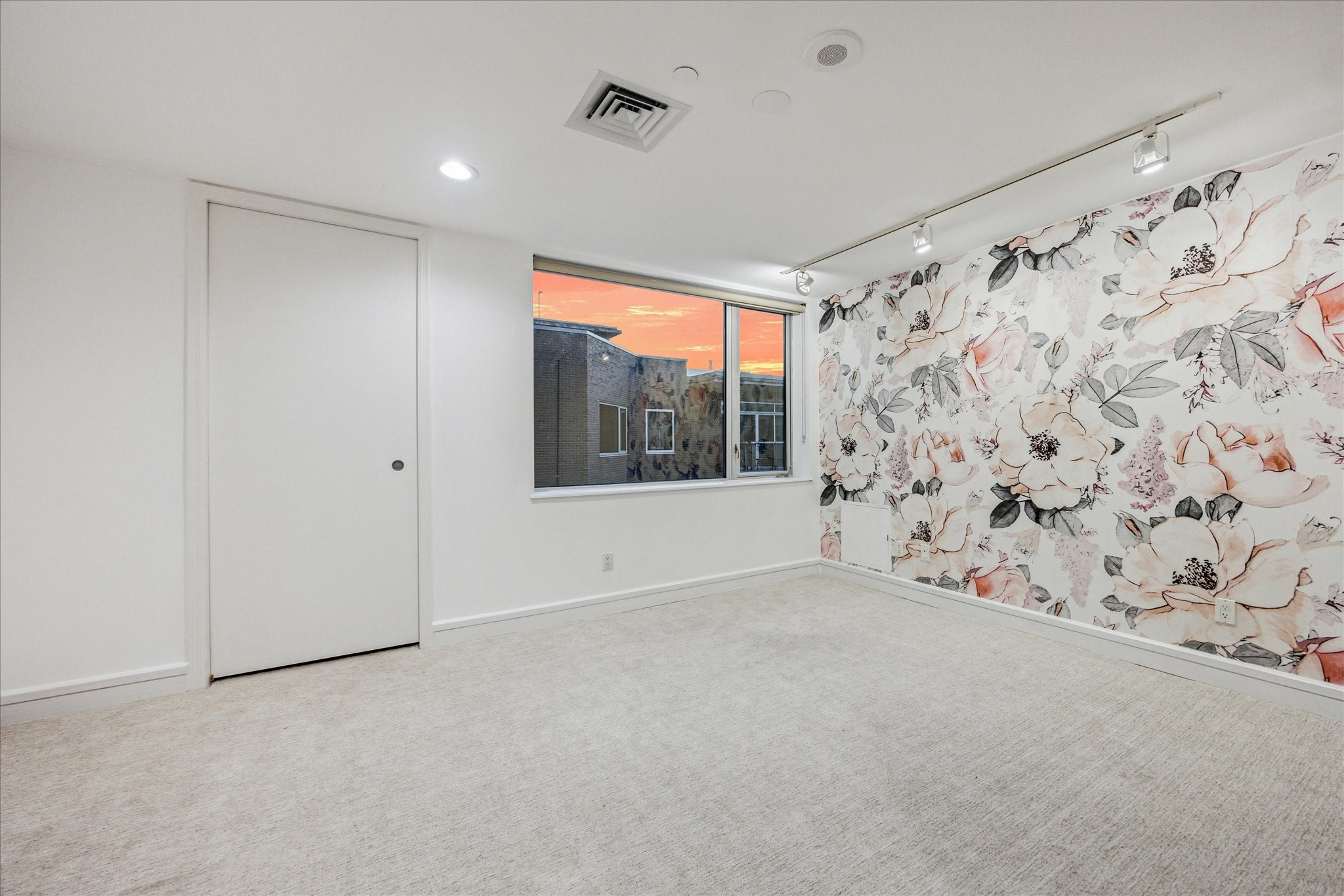 901 West 9th Street, Unit 401A Austin, TX 78703 - Photo 17 of 30