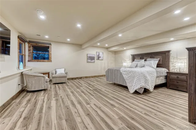 a view of walk in closet