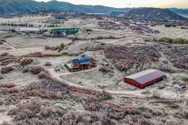 a view of a outdoor space with mountain view