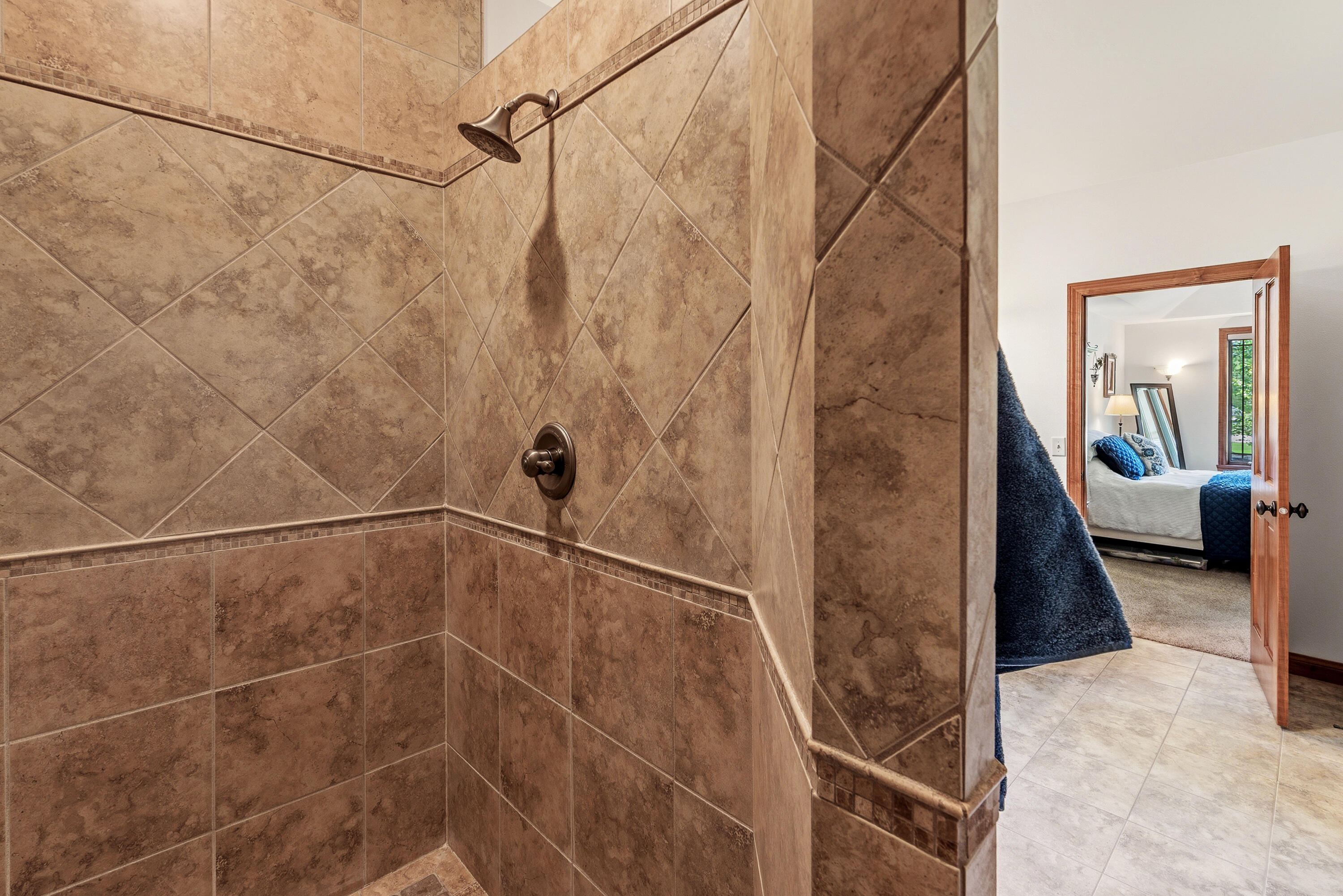 4720 Stonefield Road Sheboygan, WI 53083 - Photo 19 of 42 4720 Stonefield Rd-35