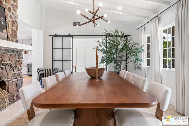 $2,995,000 | 418 East Vía Colusa, Palm Springs, CA 92262