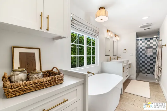 $2,995,000 | 418 East Vía Colusa, Palm Springs, CA 92262