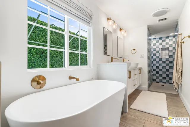 $2,995,000 | 418 East Vía Colusa, Palm Springs, CA 92262