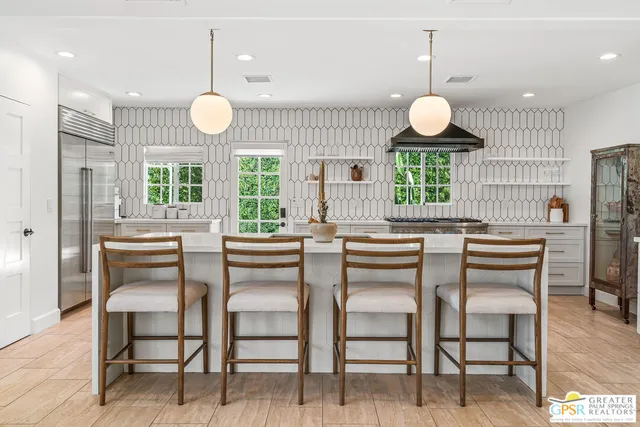 $2,995,000 | 418 East Vía Colusa, Palm Springs, CA 92262