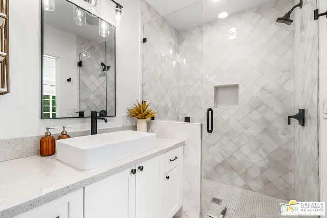 $2,995,000 | 418 East Vía Colusa, Palm Springs, CA 92262