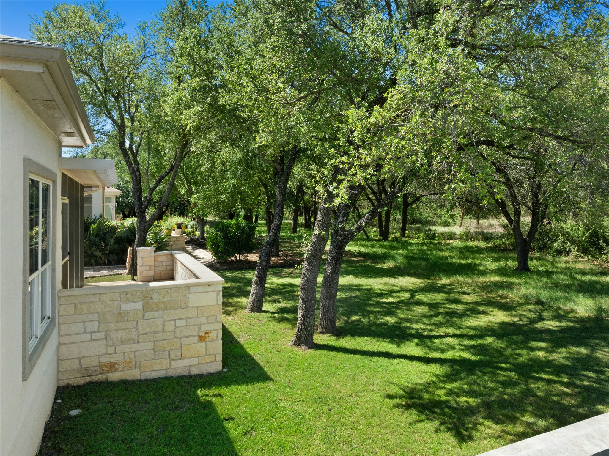 405 Fieldstone Drive Georgetown, TX 78633 - Photo 8 of 32