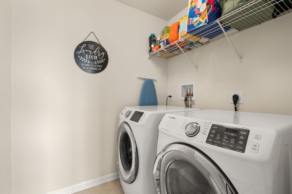 49 Walnut Way, Unit 49 Hopkinton, MA 01748 - Photo 31 of 39 Gallery Image 31