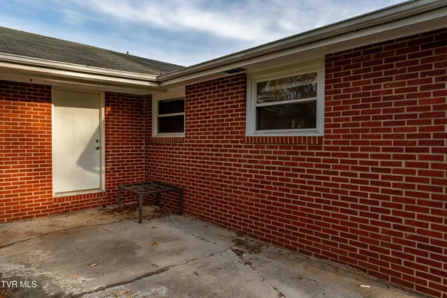 $184,500 | 722 Beidleman Creek Road, Bristol, TN 37620