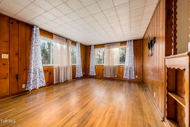 $184,500 | 722 Beidleman Creek Road, Bristol, TN 37620