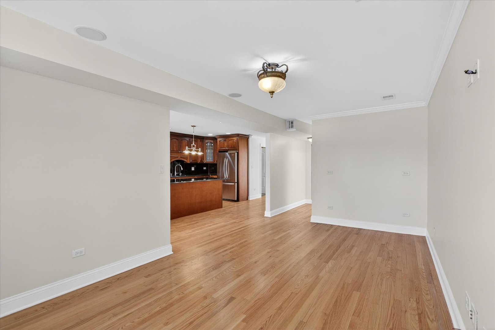 7036 Cermak Road, Unit 2 Berwyn, IL 60402 - Photo 12 of 26
