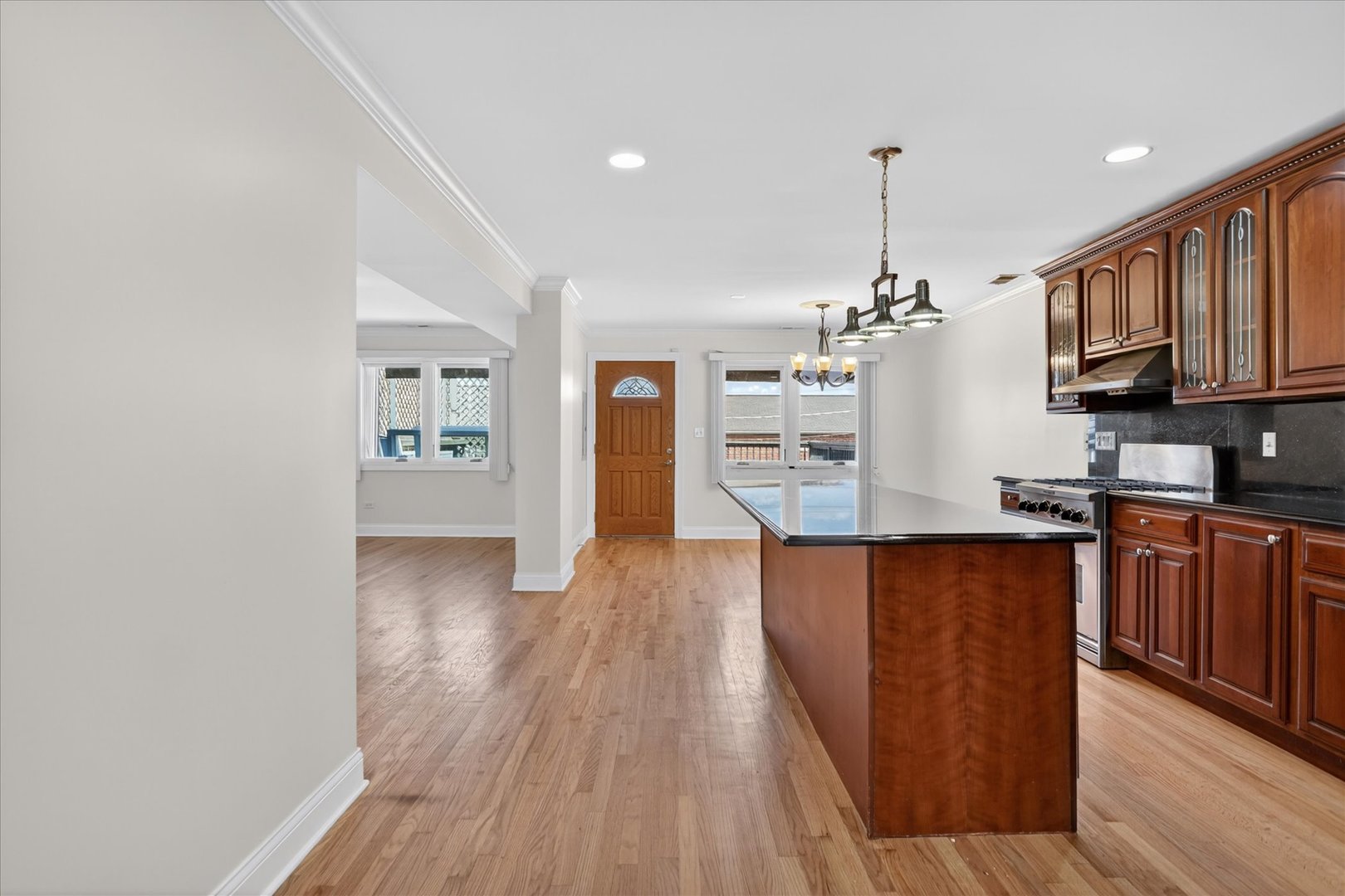 7036 Cermak Road, Unit 2 Berwyn, IL 60402 - Photo 7 of 26