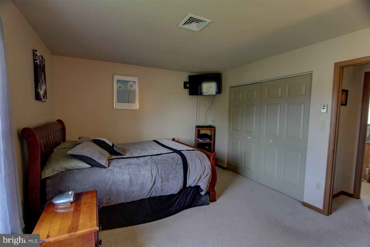 121 Litchfield Road Harrisburg, PA 17112 - Photo 8 of 20 Gallery Image 8