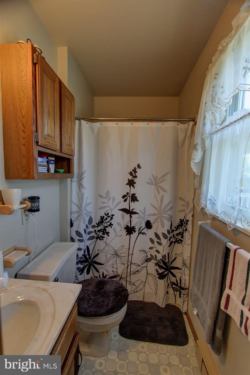 121 Litchfield Road Harrisburg, PA 17112 - Photo 9 of 20 Gallery Image 9
