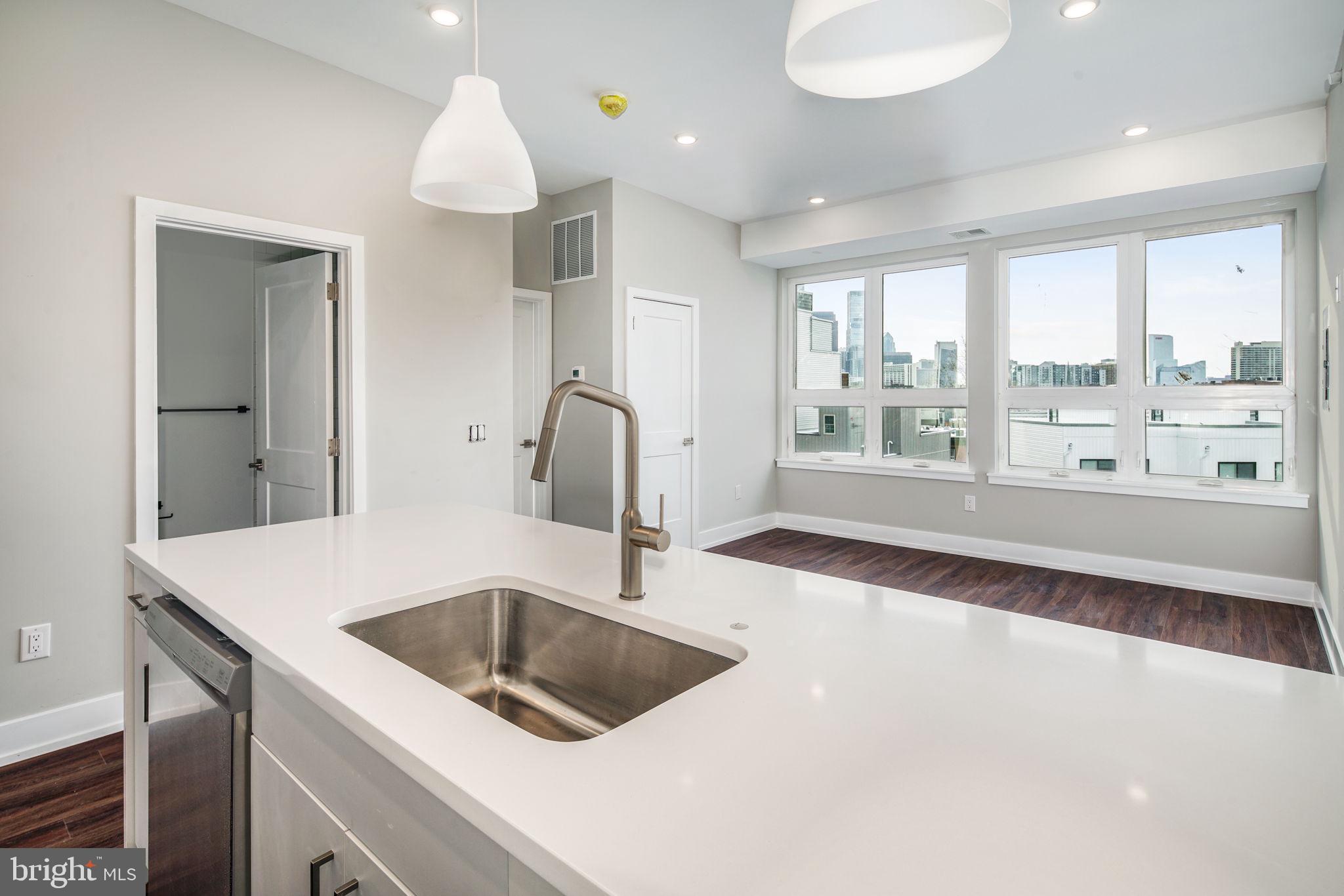 1527-29 Ridge Avenue, Unit 4B Philadelphia, PA 19130 - Photo 8 of 33