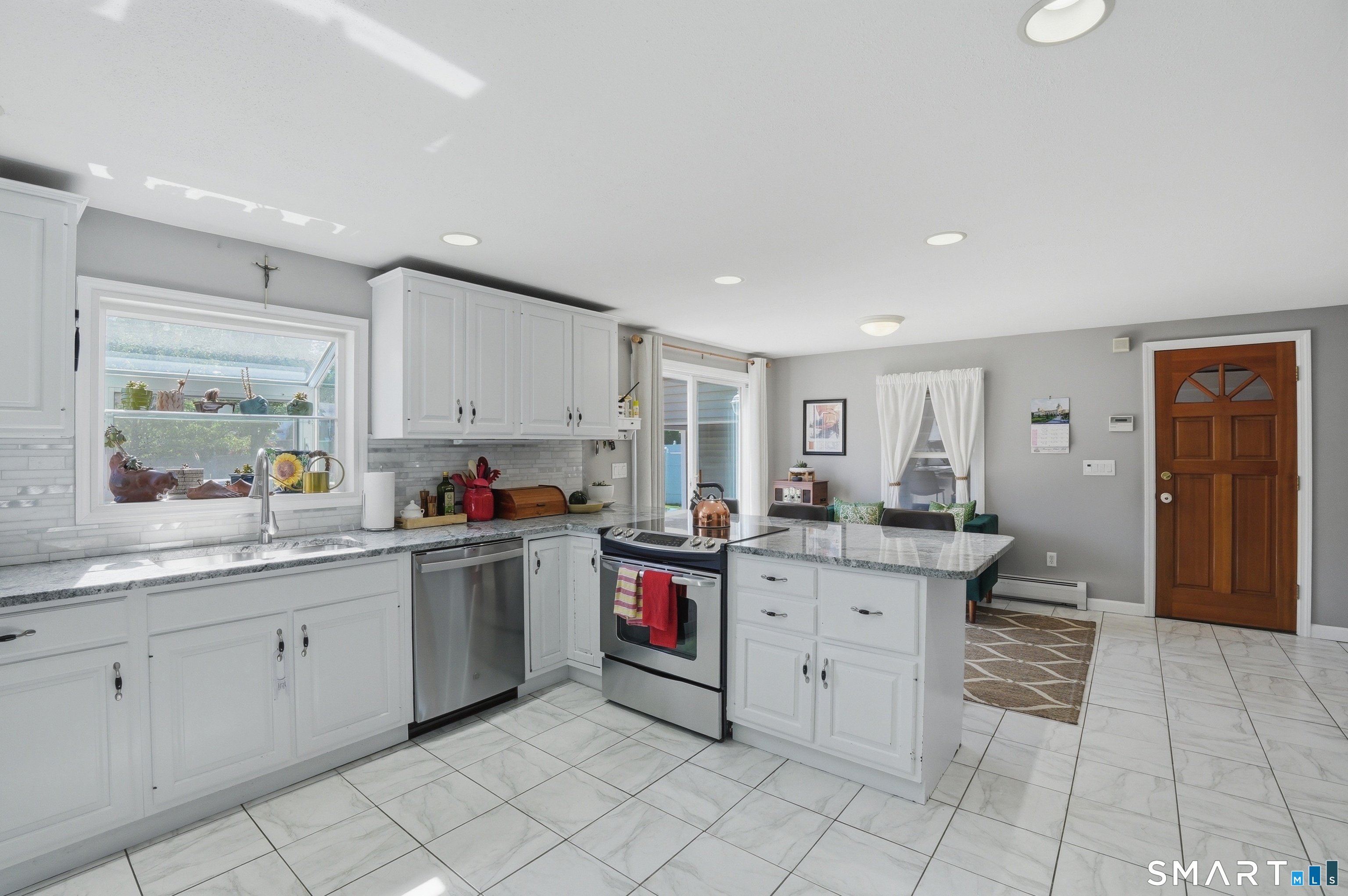 301 Pineridge Road Torrington, CT 06790 - Photo 6 of 34