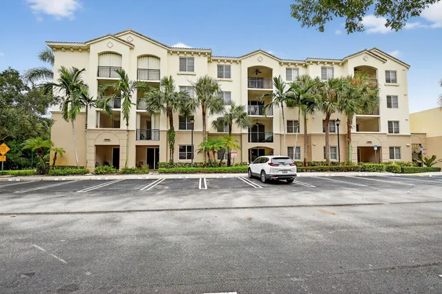 $1,950 | 1 Renaissance Way, Unit 116, Boynton Beach, FL 33426