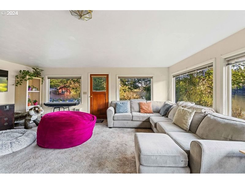 70830 Devore Arm Road Lakeside, OR 97449 - Photo 11 of 26 Living Room
