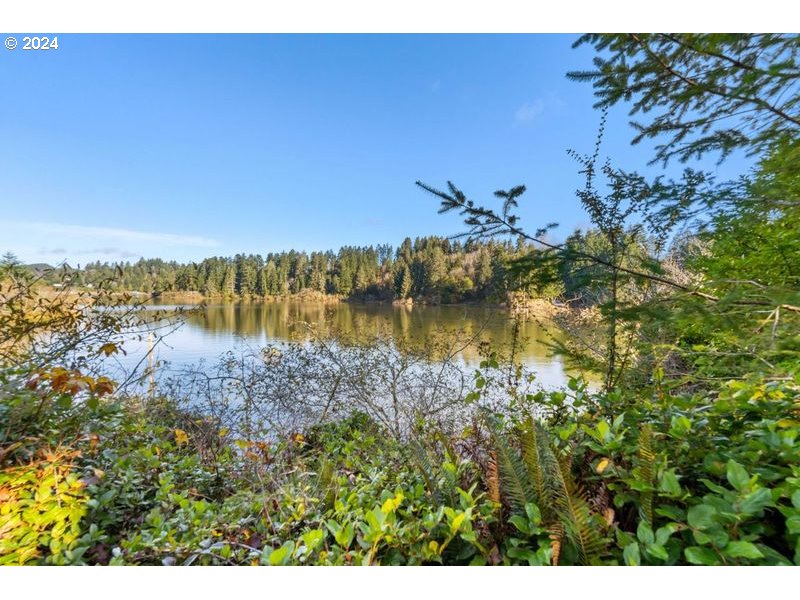 70830 Devore Arm Road Lakeside, OR 97449 - Photo 3 of 26 Gallery Image 3