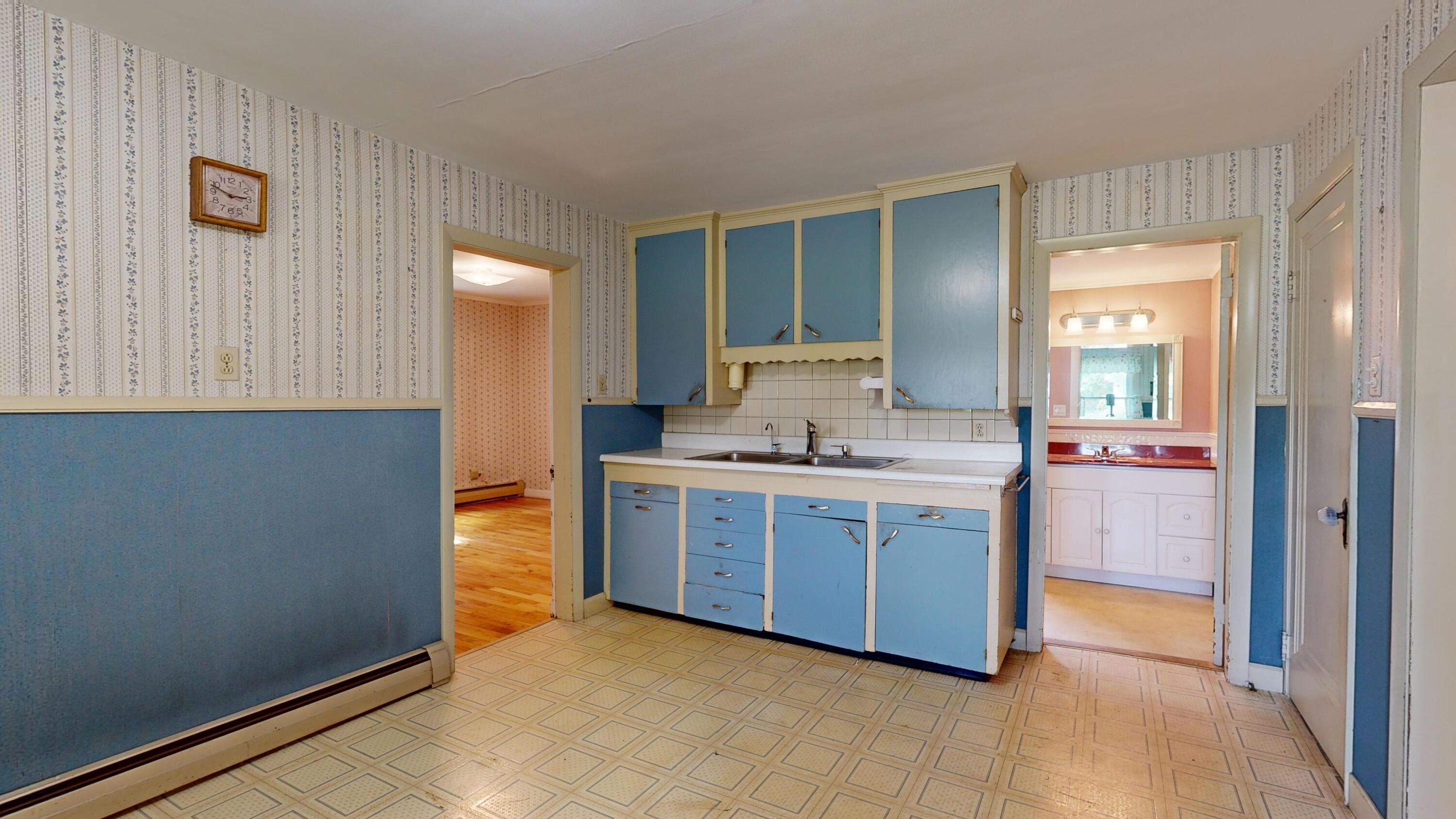 436 Old Greene Road Lewiston, ME 04240 - Photo 10 of 63 Kitchen