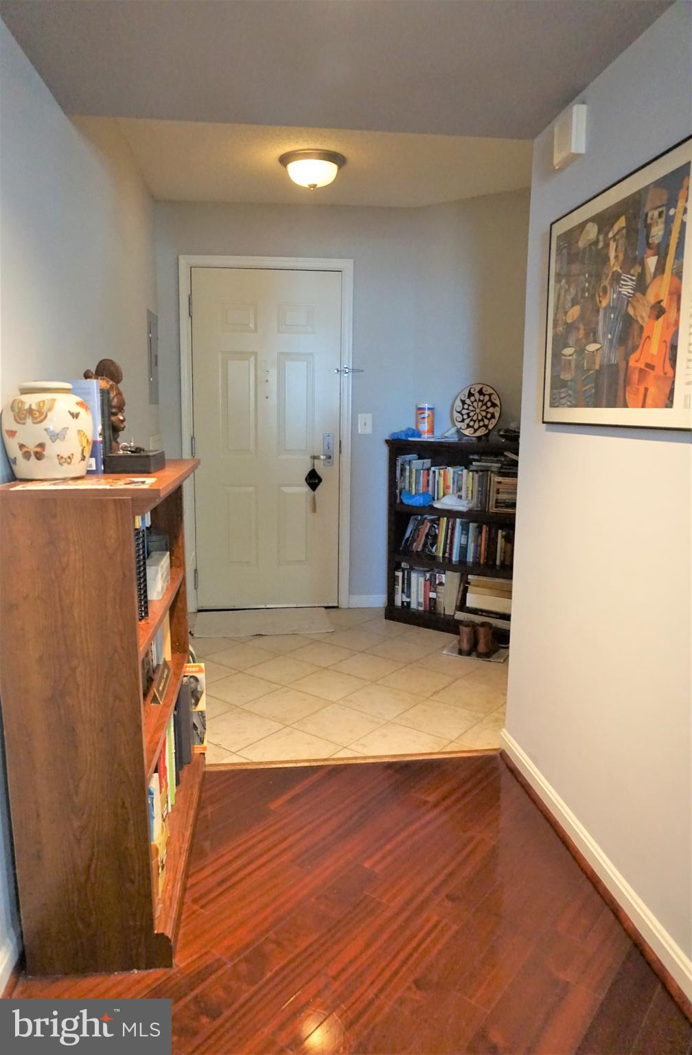 11710 Old Georgetown Road, Unit 630 North Bethesda, MD 20852 - Photo 9 of 30 Foyer