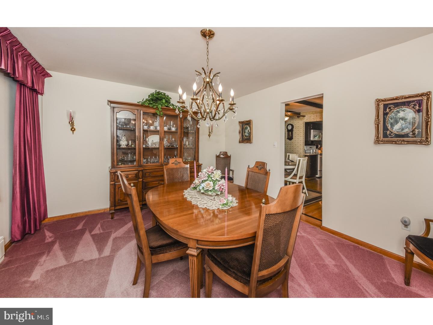 126 Walker Road Washington Crossing, PA 18977 - Photo 18 of 44 Formal Dining Area