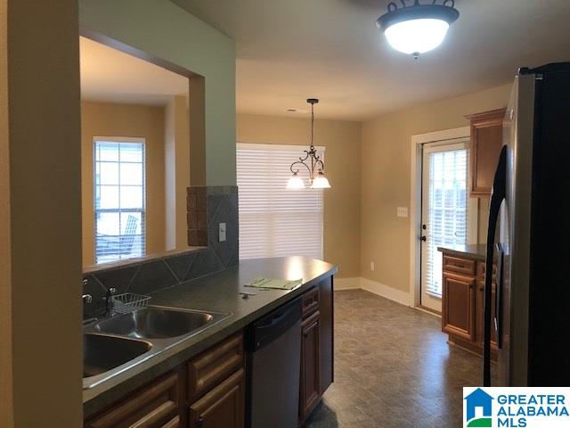 133 Falling Waters Lane Alabaster, AL 35114 - Photo 2 of 15