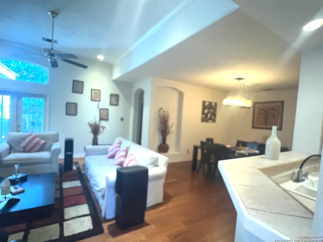 $2,690 | 610 Renoir, San Antonio, TX 78258